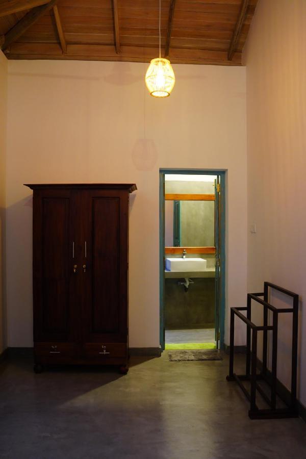 Villa Ronaya Surf Waves Dikwella Sur Exterior foto
