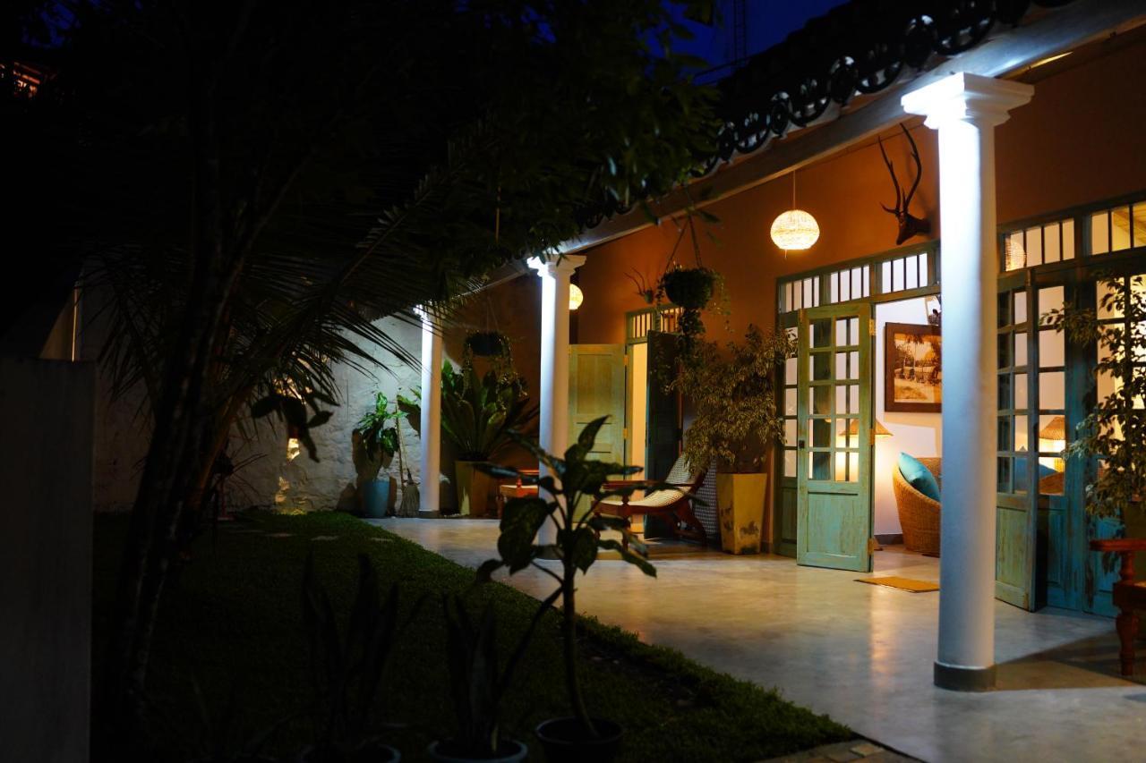 Villa Ronaya Surf Waves Dikwella Sur Exterior foto