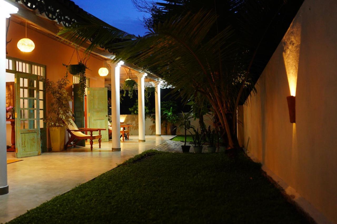 Villa Ronaya Surf Waves Dikwella Sur Exterior foto