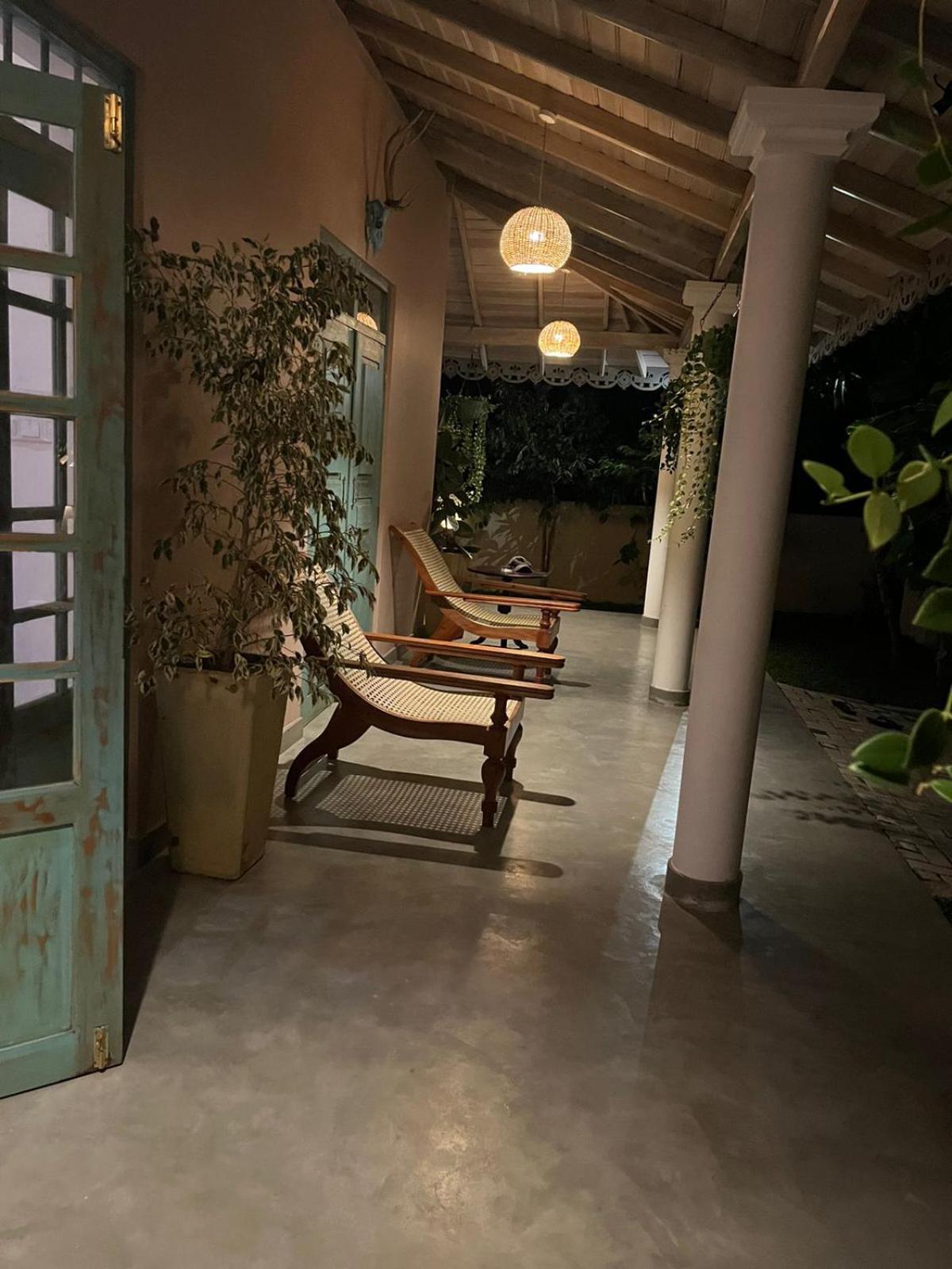 Villa Ronaya Surf Waves Dikwella Sur Exterior foto